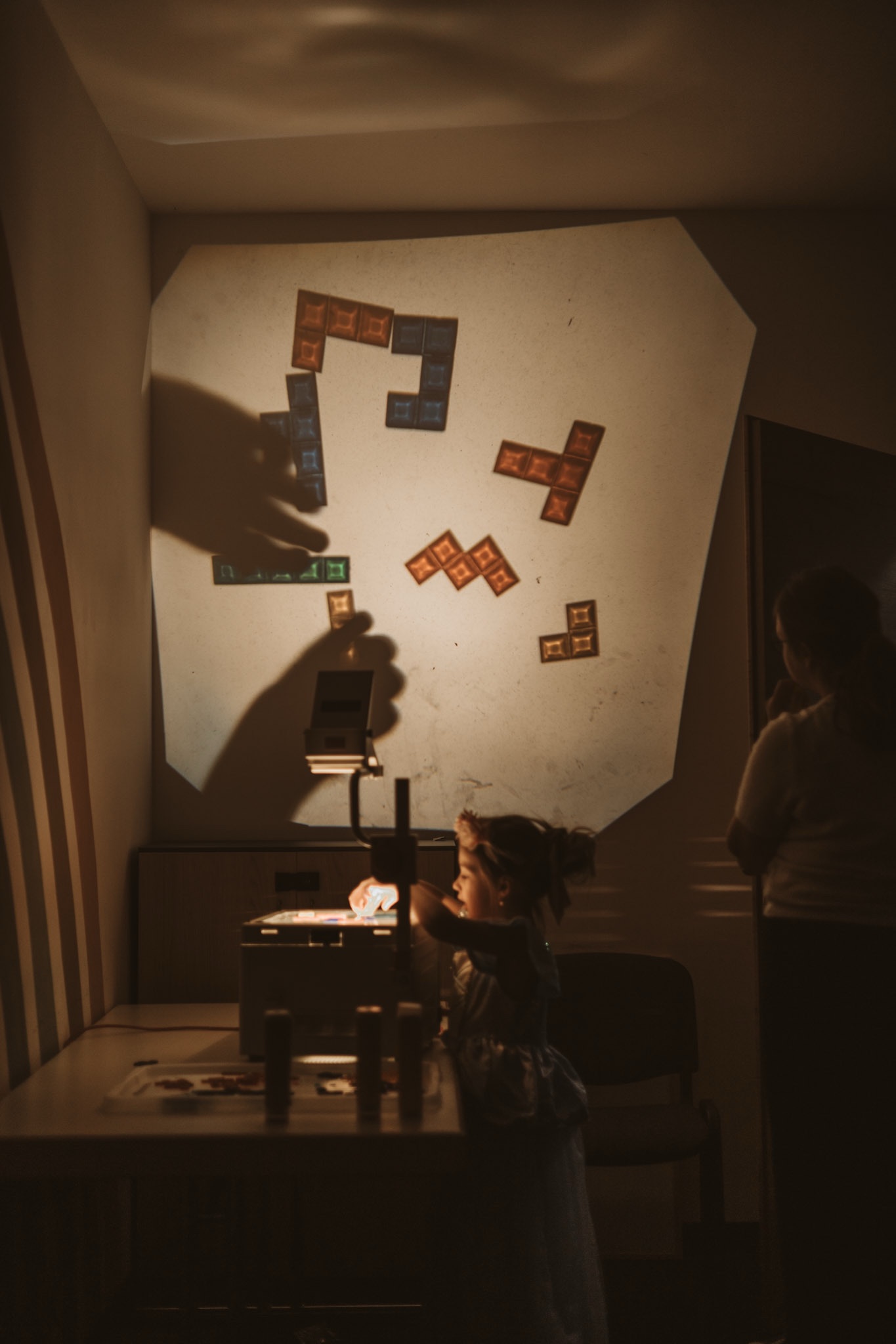Licht und Formen spielerisch entdecken